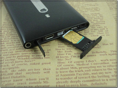 【数码】Iphone 4s SIM剪卡教程 精 micro sim剪卡教程