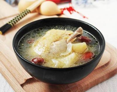 苹果鸡汤的做法 苹果排骨汤的做法
