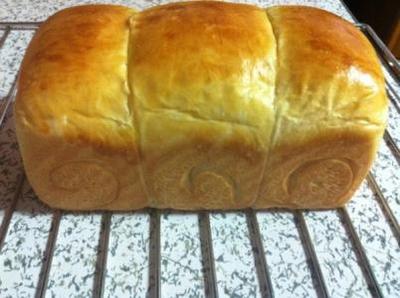 家庭大土司面包的制作方法（以750g面包为例） 750g面包配方