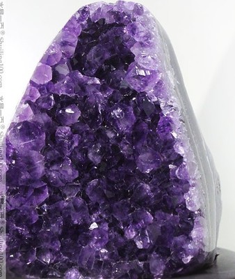 紫水晶的含义是什么 紫水晶的含义