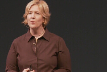 布琳·布朗TED演讲稿：脆弱的力量，我恨脆弱！