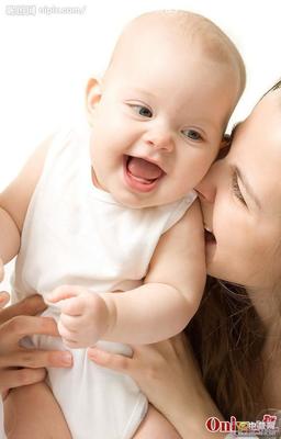 宝宝断奶的最佳年龄和断奶方法 隔奶的最好方法是什么