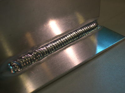 氩弧焊焊缝呈黑色的原因 氩弧焊焊缝标准