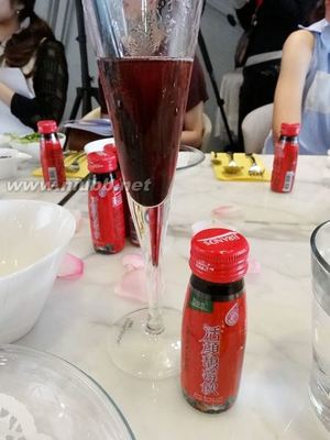 白兰氏活颜馥莓饮配方升级抗氧力大提升酸酸甜甜喝了就美丽 白兰氏馥莓饮副作用