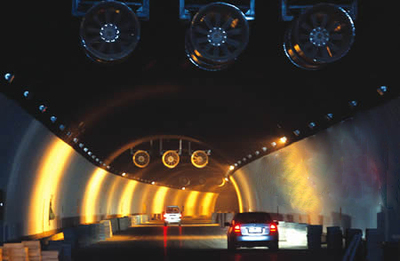 在哈尔滨老道外，穿越时空隧道 穿越时空隧道 视频