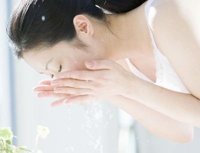 夏天护肤的正确步骤 美容护肤官网