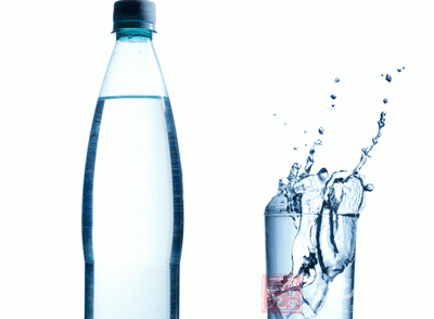 包装饮用水新国标发布饮用水将不再任性 包装饮用水新国标