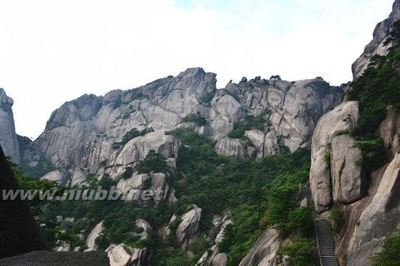 绝美黄山（3）：一线天·鳌鱼峰·光明顶