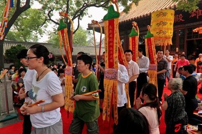 恭祝农历六月十九观世音菩萨成道日 农历六月十九是阴月吗