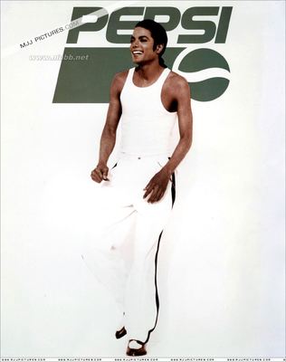 [组图]1991年MJ拍摄的时尚前卫照片（豹纹、击剑服、运动背心） 前卫改