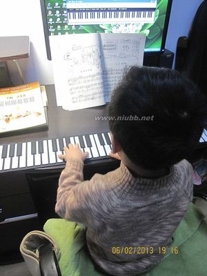 家有琴童：说说手卷钢琴与IPadmini的作用