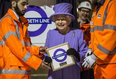 英国西伦敦大学荣获女王周年纪念奖 伦敦地铁女王线路