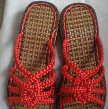 使用中国结编织拖鞋（视频） 中国结凉拖鞋编织视频