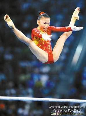 2008年北京奥运会中国女子体操队夺得团体冠军6朵金花：其实很苦很