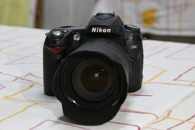 尼康单反D90使用手册 尼康全画幅相机有哪些
