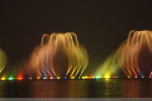 亚洲第一 肇庆新音乐喷泉（组图） 肇庆音乐喷泉时间