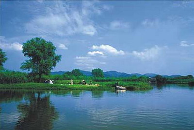 杭州的由来与西湖的形成 杭州西湖是什么湖