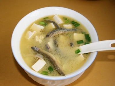 泥鳅豆腐汤——泥鳅怎么杀才好 泥鳅豆腐汤 营养