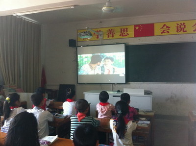 适合小学生看的影片推荐 - 小学生禁毒教育影片