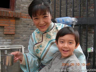 林沐然在《天行健》合作的两位女演员----20100509 林沐然的父母照片
