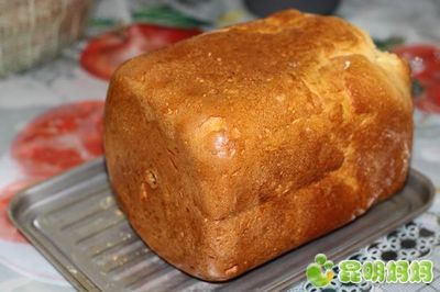 面包机如何做面包~绝密配方 面包机制作面包配方