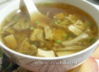传统节日更重要-豆腐金针菇汤 金针菇豆腐汤