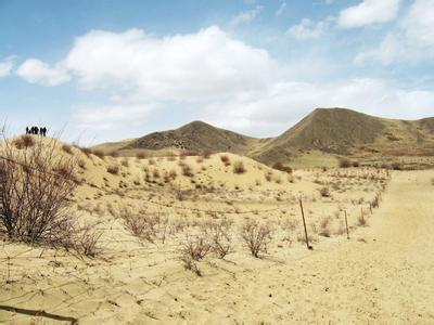 中国进入“沙漠化生存”时代 沙漠生存记