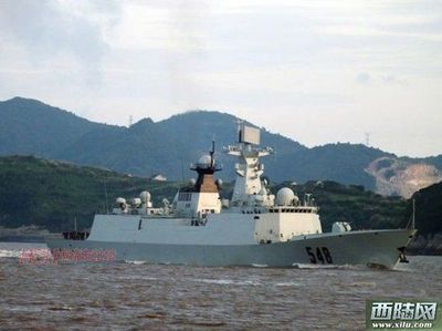 南海局势最新消息：真的要打了？中国在南海布满了新型战舰(组图)