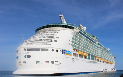 2014年6月26日皇家加勒比海洋航行者号邮轮第一日登船 皇家加勒比邮轮公司