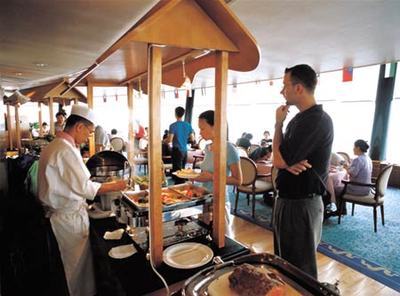 云景轩：深圳最高的旋转餐厅(组图)