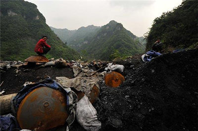读《贵州万山汞矿关闭13年》消息后感 贵州汞矿