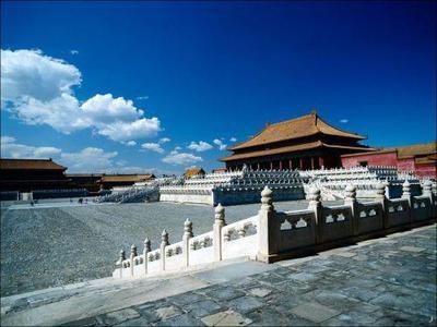 中国最值得一去的十大旅游胜地 中国著名旅游胜地作文