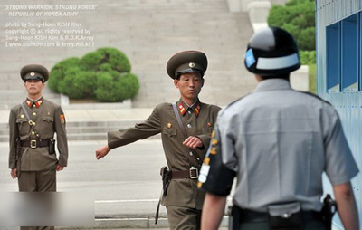 韩国三八线上看朝鲜 三八线上的女兵