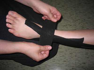 脚踝扭伤的及时处理及预防 如何预防脚踝扭伤