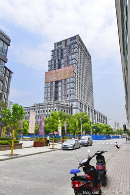 上海中潭路万业。新阶精装酒店式公寓LOFT（artdeco风格）－2014. 上海loft酒店式公寓