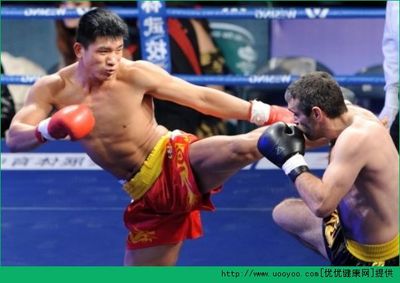 国人为什么不承认泰拳比中国散打厉害? 泰拳和散打哪个厉害