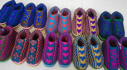 编织毛线棉鞋-----教程很详细 最新毛线棉鞋编织教程
