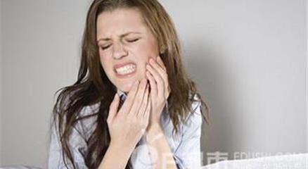 牙齿疼痛怎么办？ 牙疼是什么原因引起的