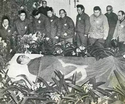 涅杰林元帅逝世四十七周年祭 毛泽东逝世40周年祭