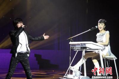 视频：2012央视春晚歌曲《中国美》-玖月奇迹