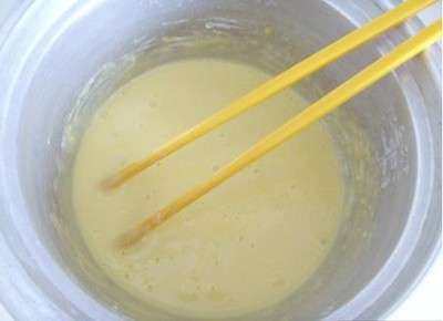 自制自动打蛋器 蛋清打成奶油状技巧