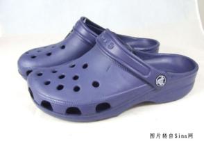  张飞之死 值得深思 Crocs塑料鞋中国价格定位值得深思
