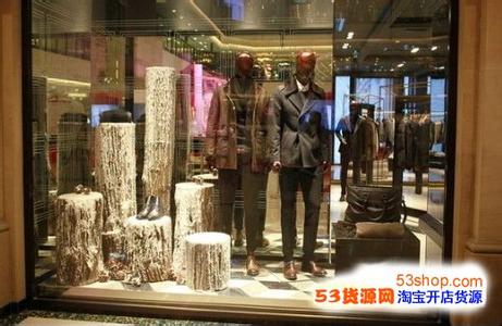  服装店橱窗设计效果图 开品牌服装店 必看橱窗设计要点集粹