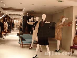  服装橱窗展示设计 服装零售店的展示设计技巧