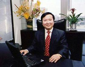  创业公司ceo 巨人教育集团CEO尹雄的创业传奇