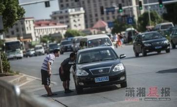  上海奔驰出租车 奔驰出租车突围强招 月赚8千
