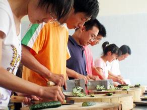  武汉暑期家教 大学生暑期创业实践当保姆做饭赚家教