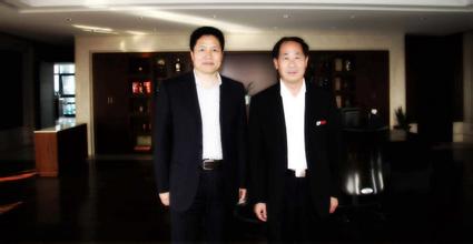  吴少勋之子吴波图片 与劲牌公司董事长吴少勋面对面