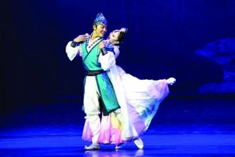  孟哲学：让朝鲜族歌舞艺术更加繁荣