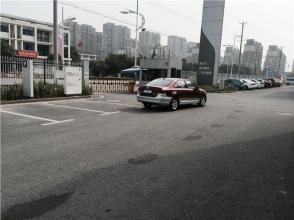  上海金融资产交易所 上海汽车融“新”资为何走“老”路